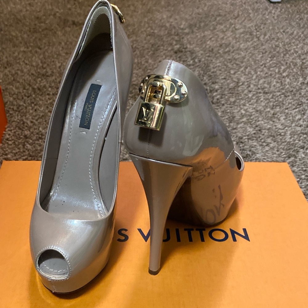 LOUIS VUITTON Peep Toe Pumps Nude  Patent Leather
